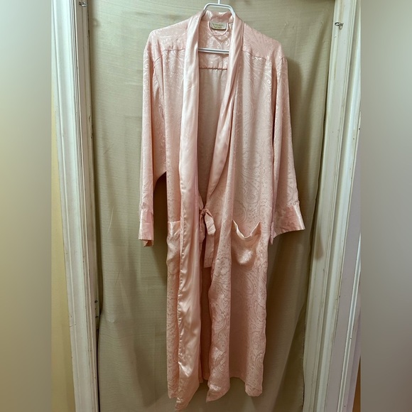 Victoria's Secret Other - Vintage Victoria’s Secret Pink Satin Paisley Robe M 80s 90s Hong Kong